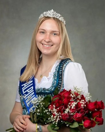 Miss Alpine 2024 - Brookelynn Schleimer
